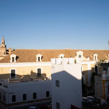 Petite California Dos De Mayo Apartment Seville
